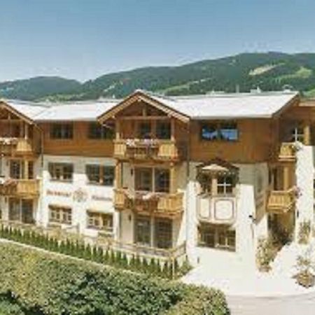 Ferienhaus Hotel Roesslwirt Kirchberg in Tirol Exterior photo
